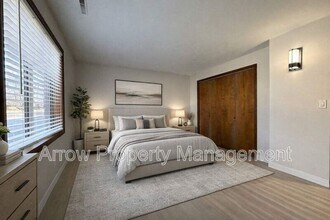 3331 Holdrege St in Lincoln, NE - Building Photo - Building Photo