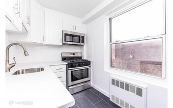 35-50 85th St in Queens, NY - Building Photo - Building Photo