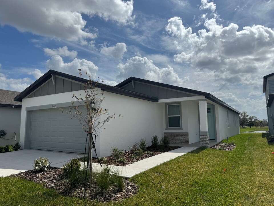 14021 Crutchfield Ct in Parrish, FL - Building Photo