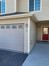 42 E Magnolia Dr in Belgrade, MT - Building Photo - Building Photo