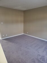 305 Riley St in Holland, MI - Building Photo - Building Photo