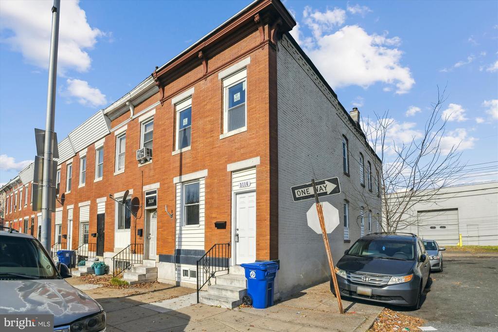 3116 E Monument St in Baltimore, MD - Building Photo