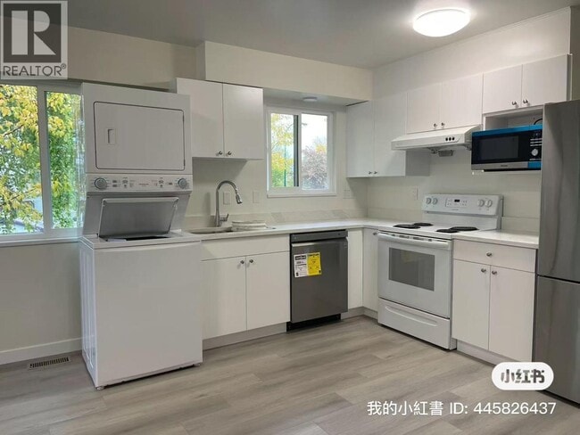 property at 2XXX W King Edward Ave