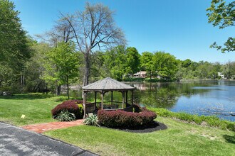 119 Stringham Rd in Lagrangeville, NY - Foto de edificio - Building Photo
