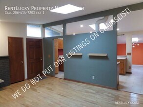 20703 1st Pl S in Des Moines, WA - Building Photo - Building Photo