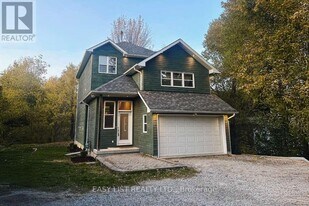 274 Douglas Rd in Richmond Hill, ON - Building Photo