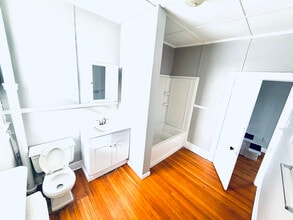 18 Bona Ventura Ave in Wallkill, NY - Building Photo - Building Photo