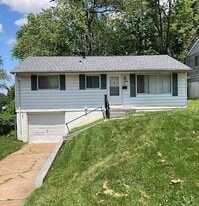 7315 Albright Ave in Jennings, MO - Building Photo