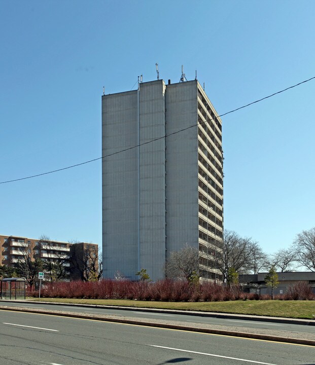 Adanac Apartments in Toronto, ON - Building Photo