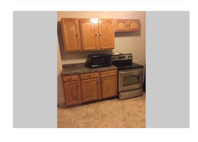 400 Mt Holly St in Baltimore, MD - Building Photo - Building Photo