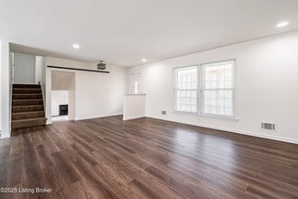 3801 Iron Horse Way in Louisville, KY - Building Photo - Building Photo