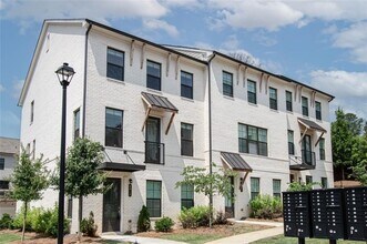 4010 Maypop Ln in Roswell, GA - Building Photo - Building Photo