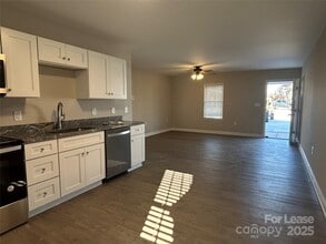 3301 Paul Elmore Rd in Lincolnton, NC - Building Photo - Building Photo