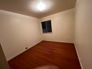 144 Locksley Ave in San Francisco, CA - Foto de edificio - Building Photo