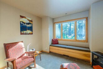 17028 Cooper Dr in Bend, OR - Building Photo - Building Photo