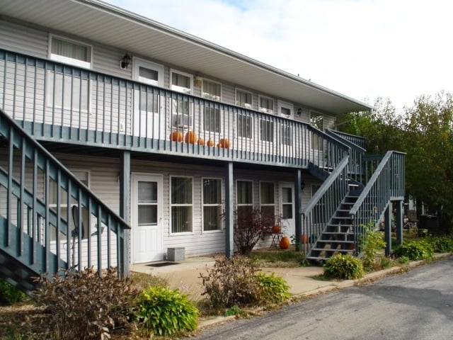 property at 1929 Victory St