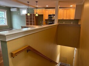 46 Spring St, Unit #2 in Cambridge, MA - Building Photo - Building Photo
