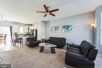 1131 Coulbourn Cor in Glen Burnie, MD - Building Photo - Building Photo