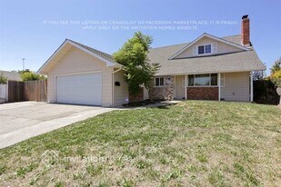 522 San Remo Ct in Fairfield, CA - Building Photo