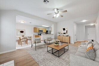 2028 Kaiser Dr in Austin, TX - Building Photo - Building Photo