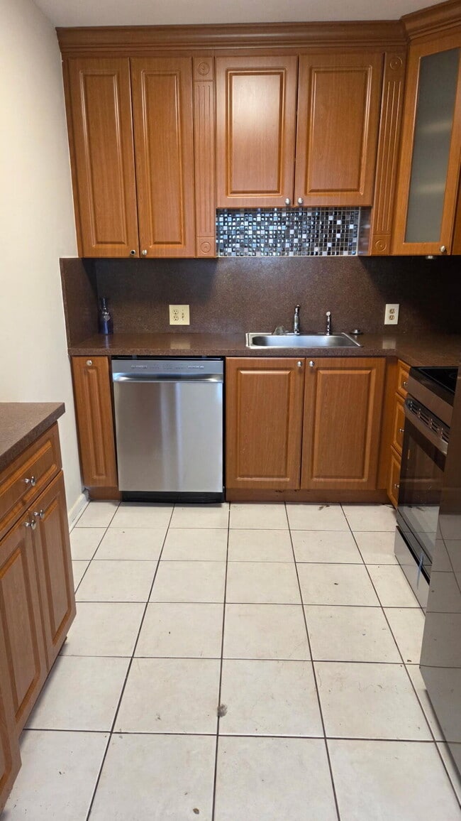 86 Dorset C in Boca Raton, FL - Building Photo - Building Photo