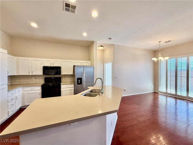 property at 273 Kyland Cove Ave