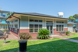 The Cove at State Street in Baton Rouge, LA - Foto de edificio - Building Photo