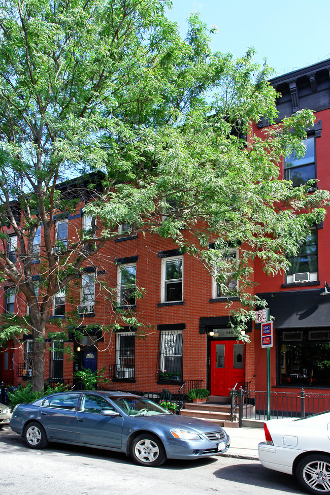345 12th St in Brooklyn, NY - Foto de edificio - Building Photo