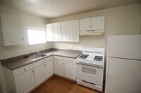 127 N Port St photo'