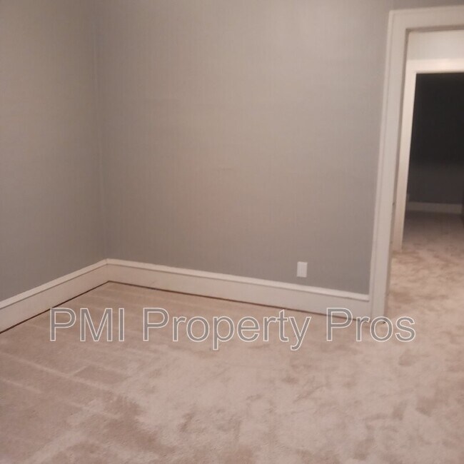 2604 N 50th St in Milwaukee, WI - Building Photo - Building Photo