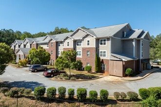 The Forest at York Apartments in Newnan, GA - Building Photo - Primary Photo