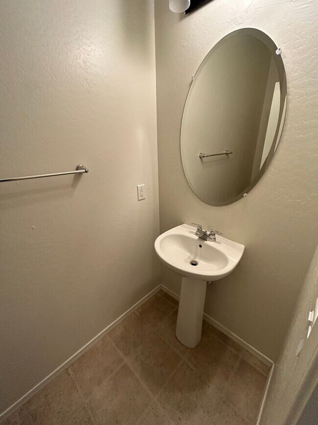 4046 E Ranch Rd in Gilbert, AZ - Building Photo - Building Photo