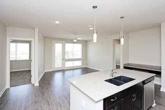 Residences at 62W in Johnston, IA - Building Photo - Interior Photo