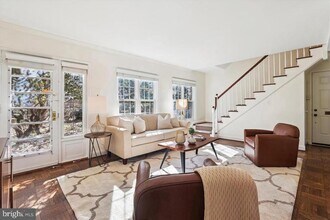 1538 Mt Eagle Pl in Alexandria, VA - Building Photo - Building Photo