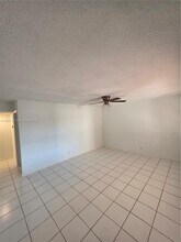 4731 NW 10th Ct, Unit 210 in Plantation, FL - Foto de edificio - Building Photo