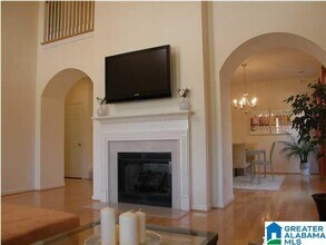 2297 Abbeyglen Ln in Hoover, AL - Building Photo - Building Photo