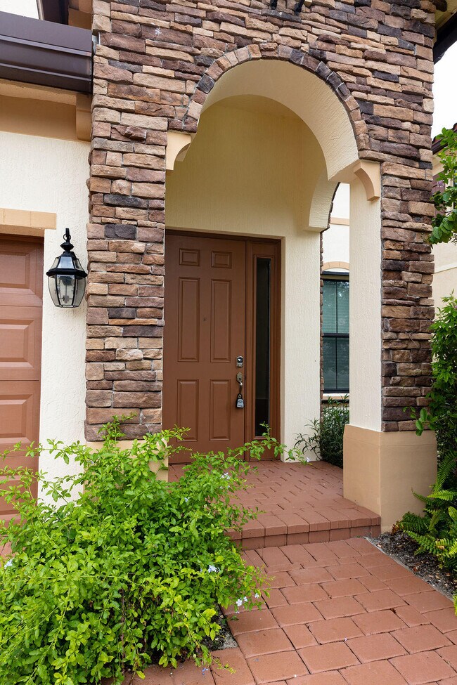 6023 Night Heron Ct in Greenacres, FL - Building Photo - Building Photo