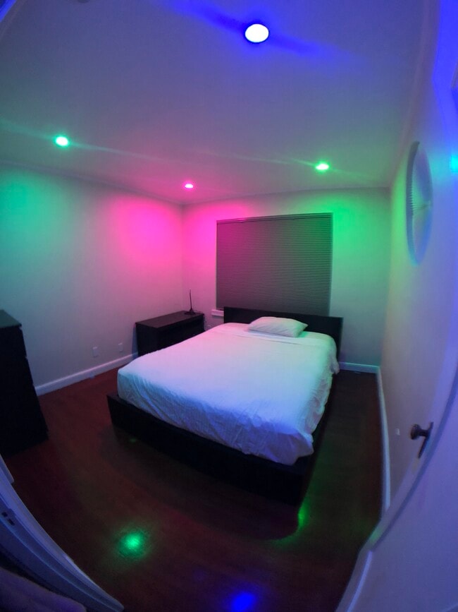 19 Miramar Ave, Unit Studio BD in San Francisco, CA - Building Photo - Building Photo