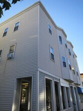 360 Somerville Ave, Unit 3 in Somerville, MA - Building Photo - Building Photo