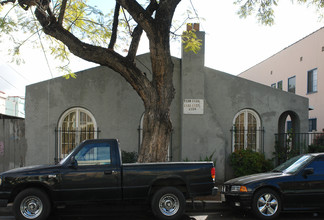 1120-1124 Mariposa Ave in Los Angeles, CA - Building Photo - Building Photo