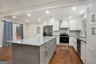 1872 Forrest Rd in Lawrenceville, GA - Building Photo - Building Photo