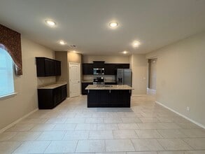 11470 Park Ln in Socorro, TX - Building Photo - Building Photo