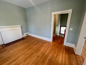 710 Morris Ave SE, Unit 2 in Grand Rapids, MI - Foto de edificio - Building Photo