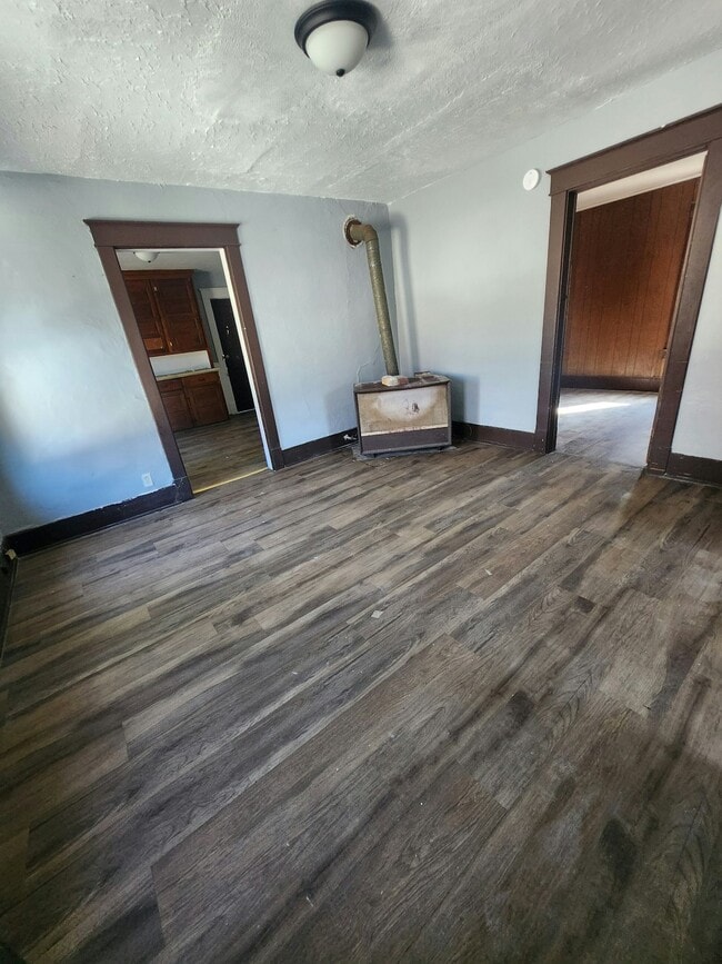 property at 626 E 23rd St