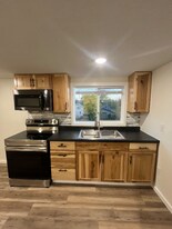 602 5th St NW in Chisholm, MN - Building Photo