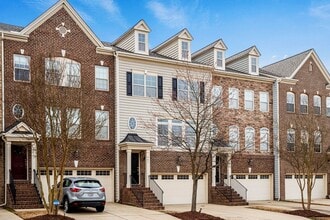 463 Panorama Park Pl in Cary, NC - Foto de edificio - Building Photo