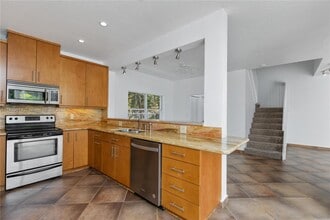 935 Corkwood St in Hollywood, FL - Building Photo - Building Photo