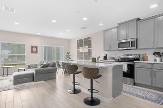 5070 Rain Shadow Dr in St. Cloud, FL - Building Photo - Building Photo
