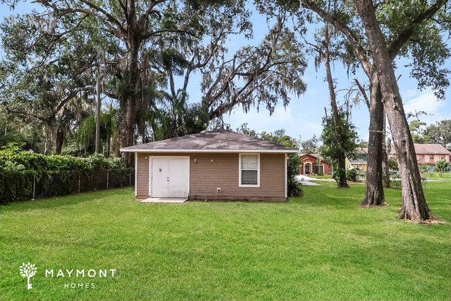 37075 Coleman Ave in Dade City, FL - Building Photo - Building Photo