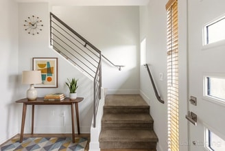 2753 Waverly Dr in Los Angeles, CA - Building Photo - Building Photo